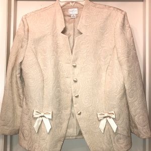 Emma James cream colored skirt & jacket. Embroidery design in fabric. Size 12